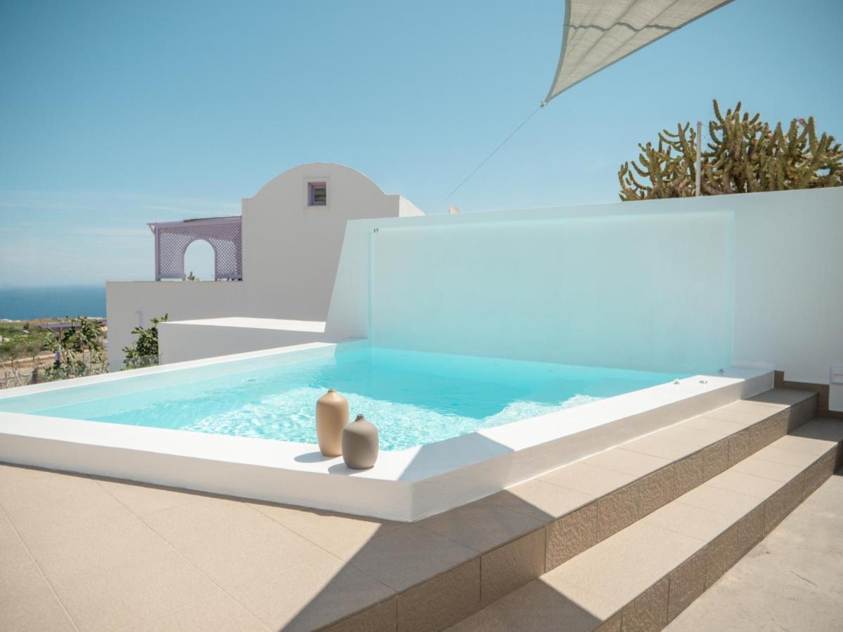 Valery Suites Фира Екстериор снимка