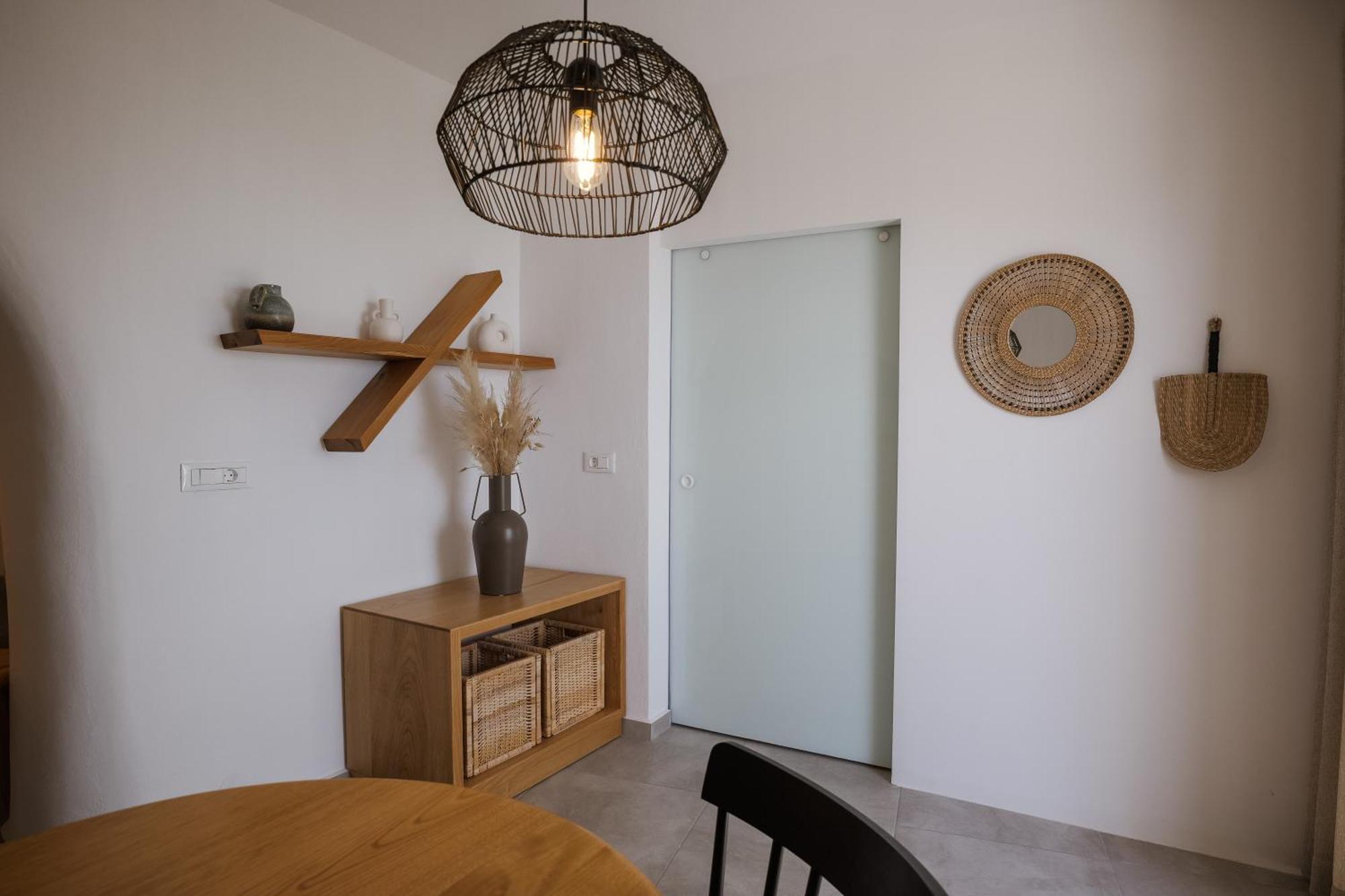 Valery Suites Фира Екстериор снимка