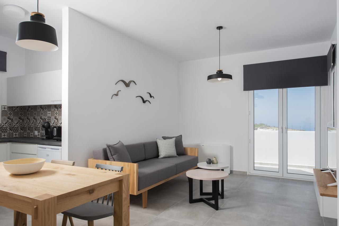 Valery Suites Фира Екстериор снимка