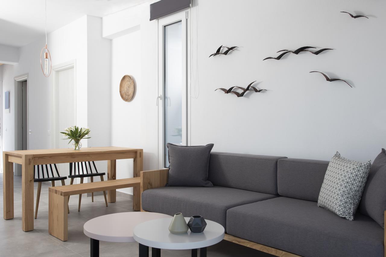 Valery Suites Фира Екстериор снимка