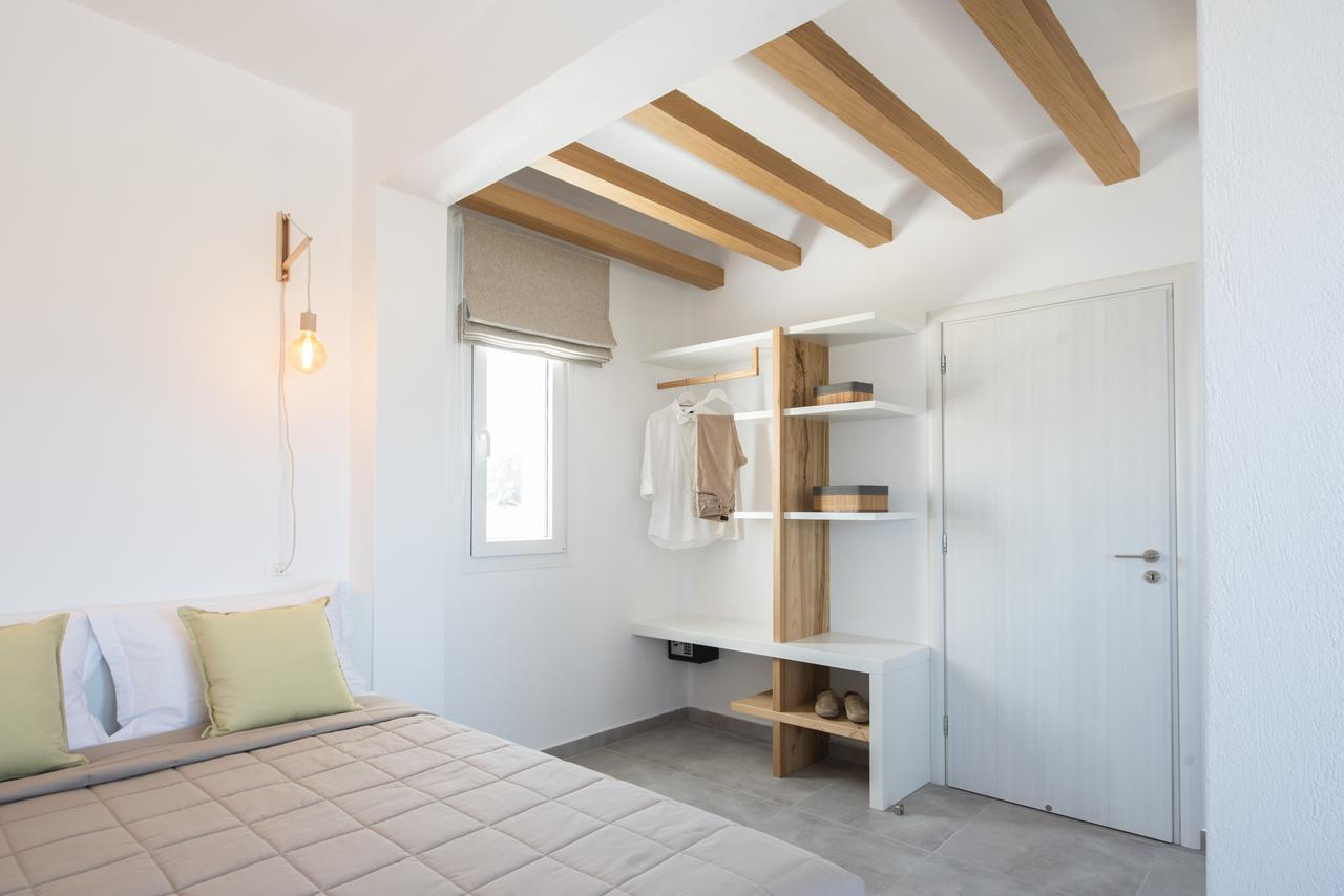 Valery Suites Фира Екстериор снимка